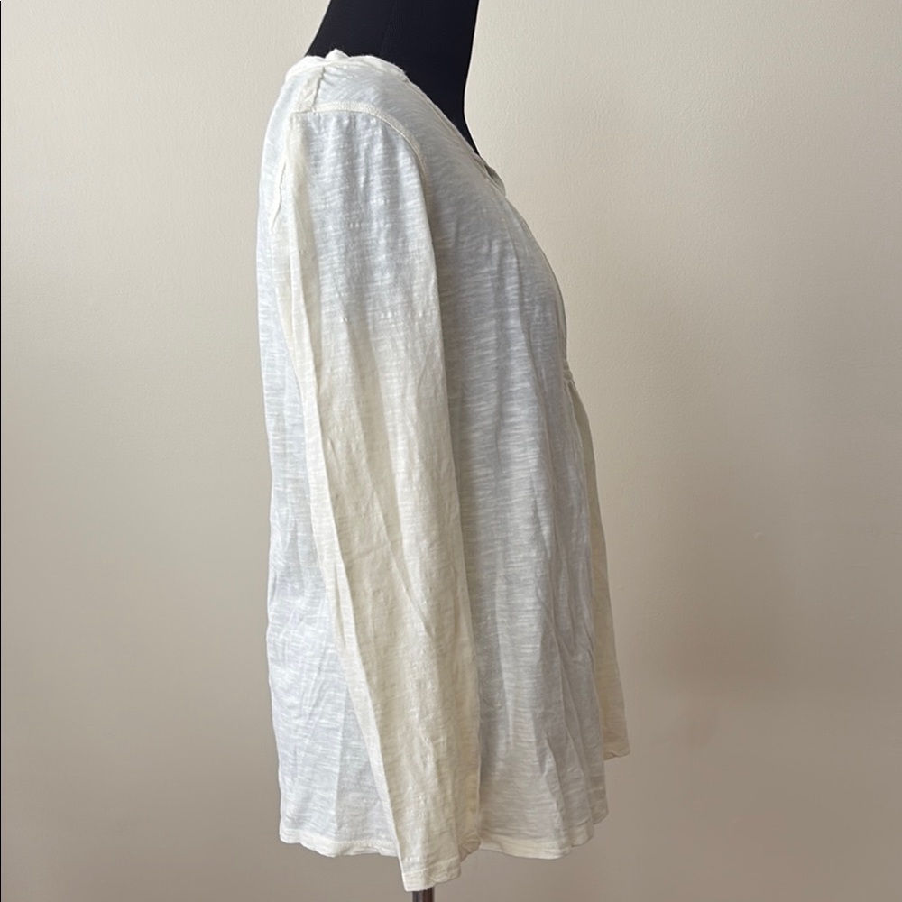 ❤️3/$15❤️ Motherhood Maternity Cream Long Sleeve Top - Picture 3 of 6
